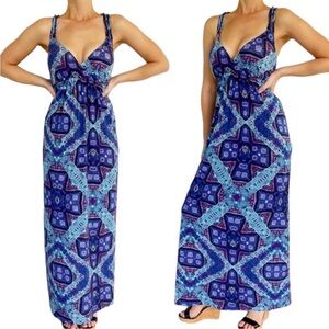 Hippie Rose Maxi dress v-neck,sleeveless, blue geometric printed,size Medium